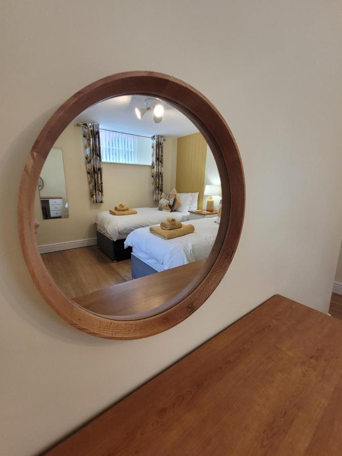 Llys Bach Apartment At Llys Aeron Aberaeron Kültér fotó